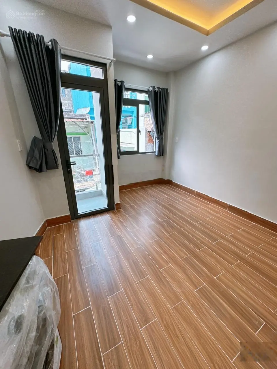 Bán nhà riêng giá siêu hời tại Hàn Hải Nguyên, 8,9 tỷ, 56m2, 7PN, 7WC, 4 tầng, Q11, HCM