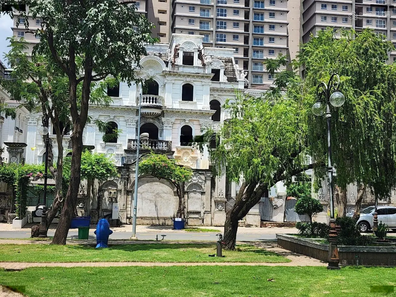 Bán căn dinh thự lớn nhất DA CityLand Riverside, căn góc 2 MT, DT 975m2 view công viên