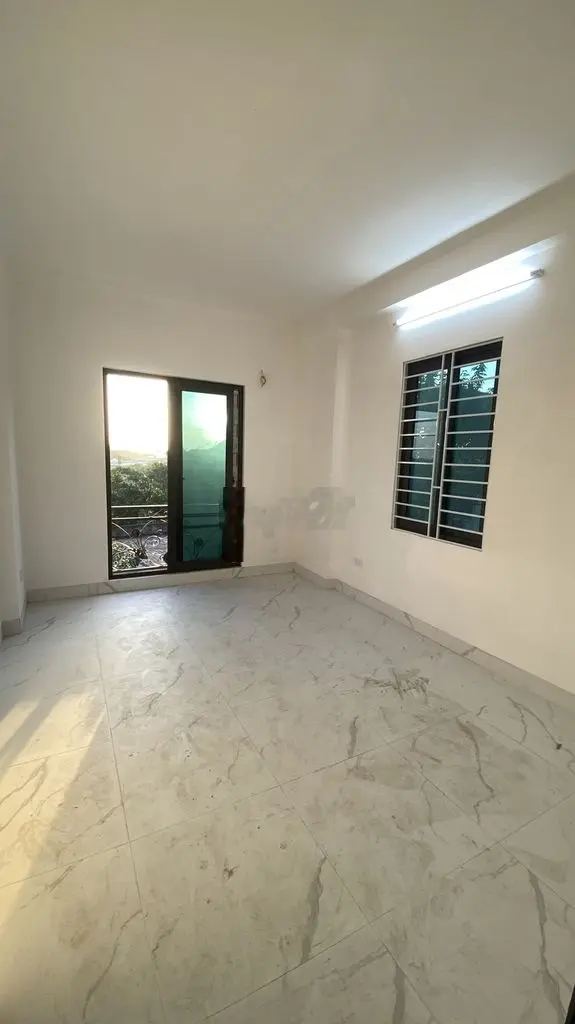40m2 4 tầng la tinh 1 ô tô đỗ cách nhà 60m 3.25 tỷ