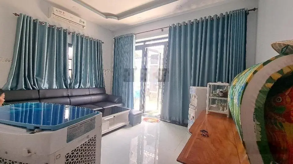 Kẹt tiền thanh lý nhà Bùi Tư Toàn, Q. Bình Tân 54m2 3PN,giá 1tỷ990