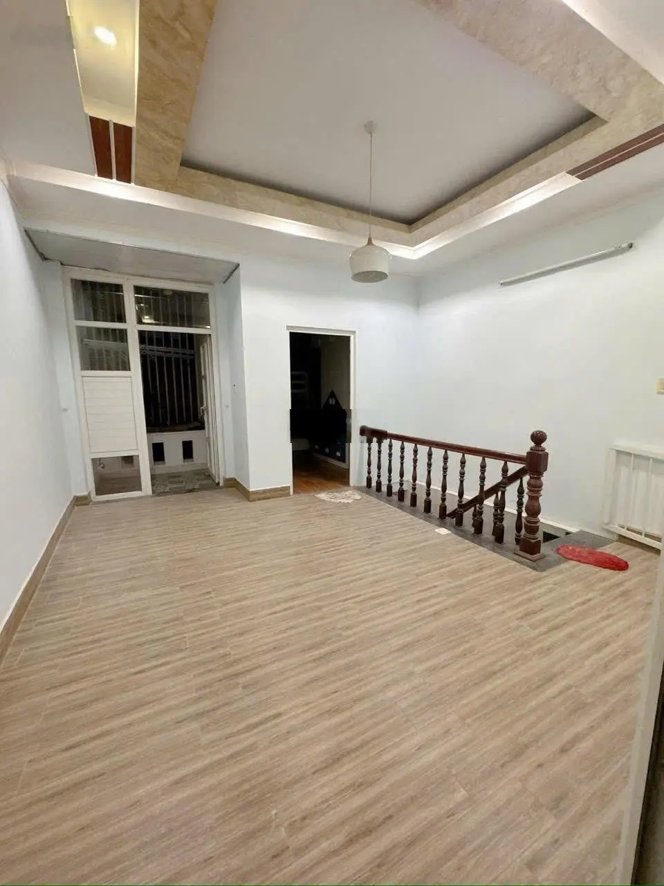Bán nhà mặt tiền kinh doanh sau lưng chợ Bình Chánh (0931905982)