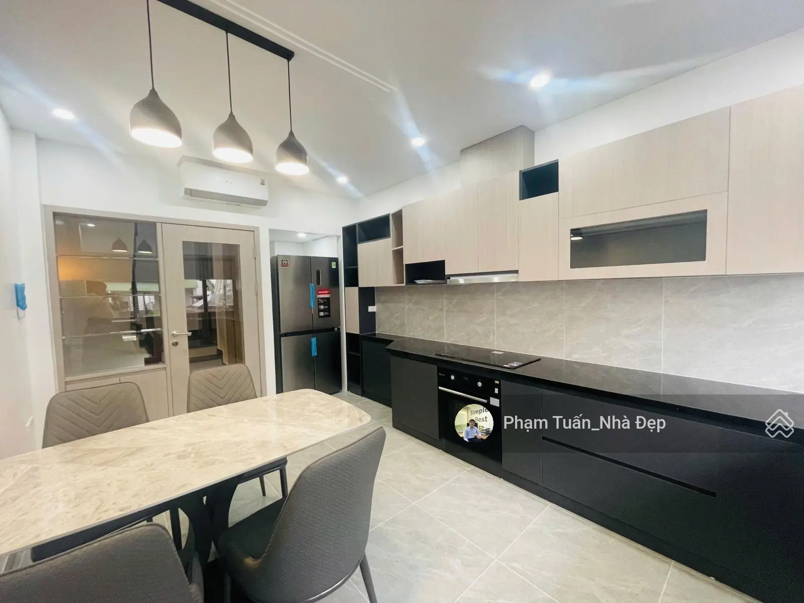 Hiếm! Nhà cực đẹp 35m2x6T thang máy. Đầy đủ nội thất, cách mặt phố 50m phố Văn Cao, Hoàng Hoa Thám
