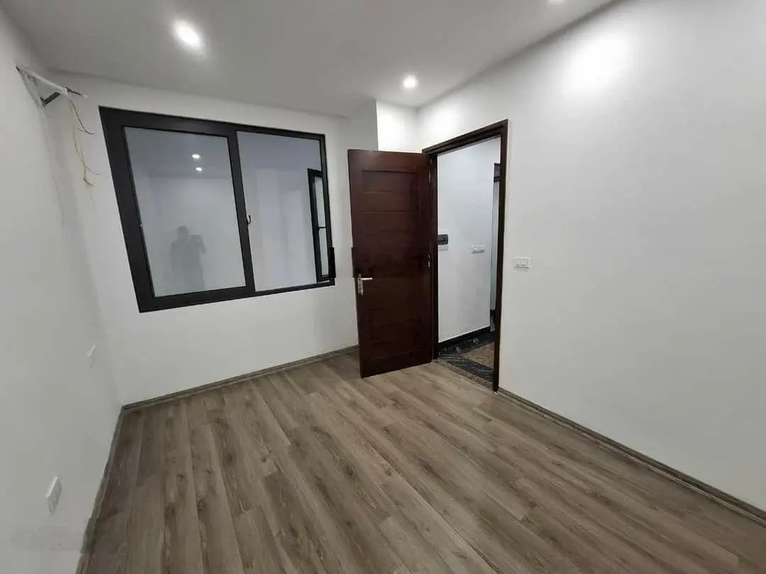 BÁN NHÀ Cổ Linh, Thạch Bàn 70m2 x 5 tầng Ô TÔ VÀO NHÀ - Giá chỉ hơn 6 tỷ Nhà xây mới 5 tầng, 6 ng