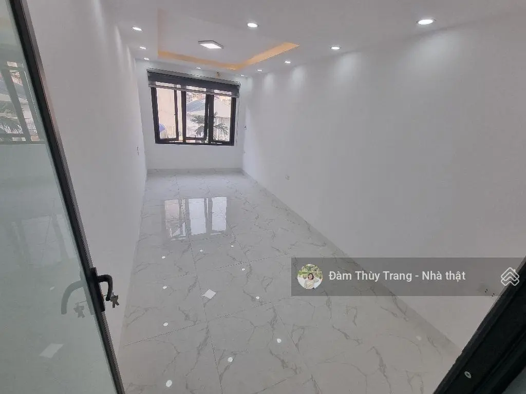 Bán nhà riêng tại phố Bạch Mai, Quận Hai Bà Trưng 5,6 tỷ, 28m2, 4 tầng - mặt ngõ thông, kinh doanh