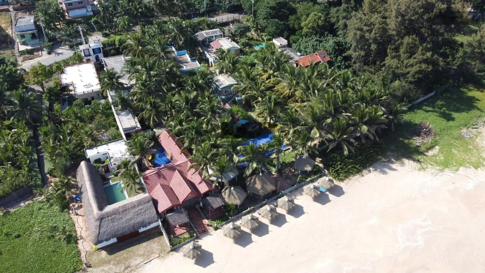 Bán Resort có đất ở mặt biển Tiến Thành Cách Nova Phan Thiết 1km.