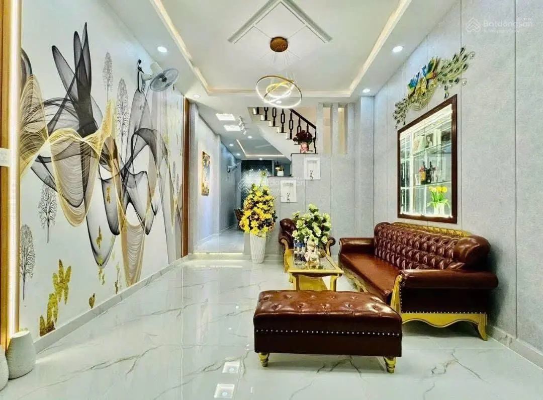 Bán nhà đường Nguyễn Du, P. Bến Thành, Quận 1. 73,84m2, hẻm lớn