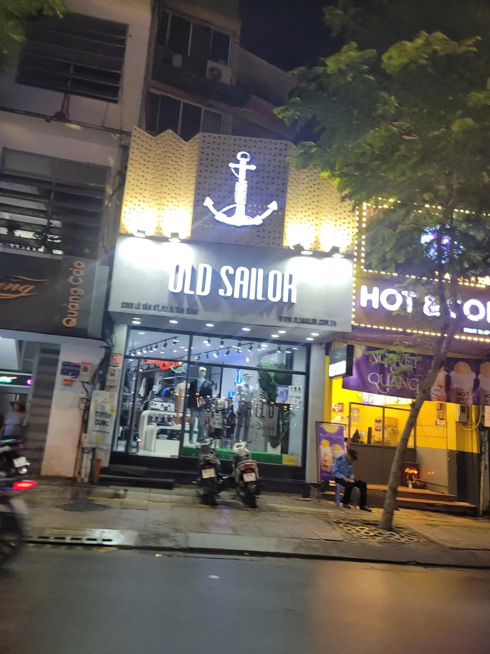 Bán nhà mặt tiền 200m2 đường Trần Hưng Đạo - quận 5 - giá 115 tỷ