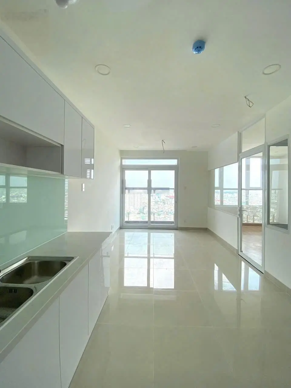 Bán căn hộ chung cư giá siêu hời tại the western capital, 2,15 tỷ vnd, 50m2/2pn