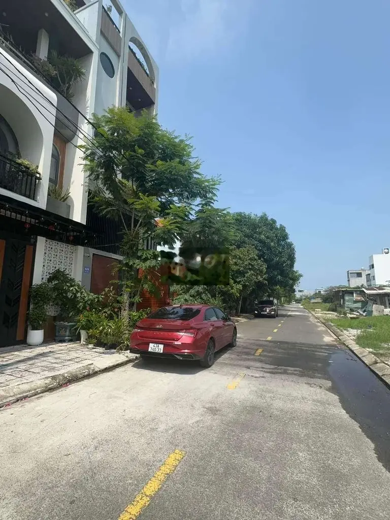 MT LÊ VĂN THỨ trục thông biển Mỹ Khê giá rẻ