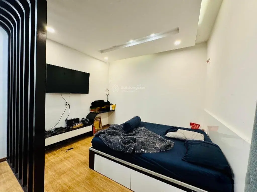 Bán nhà phố Trần Quang Khải, Tân Định, Quận 1 - DT 68,7m2 (5x13,74m) gần Cầu Bông