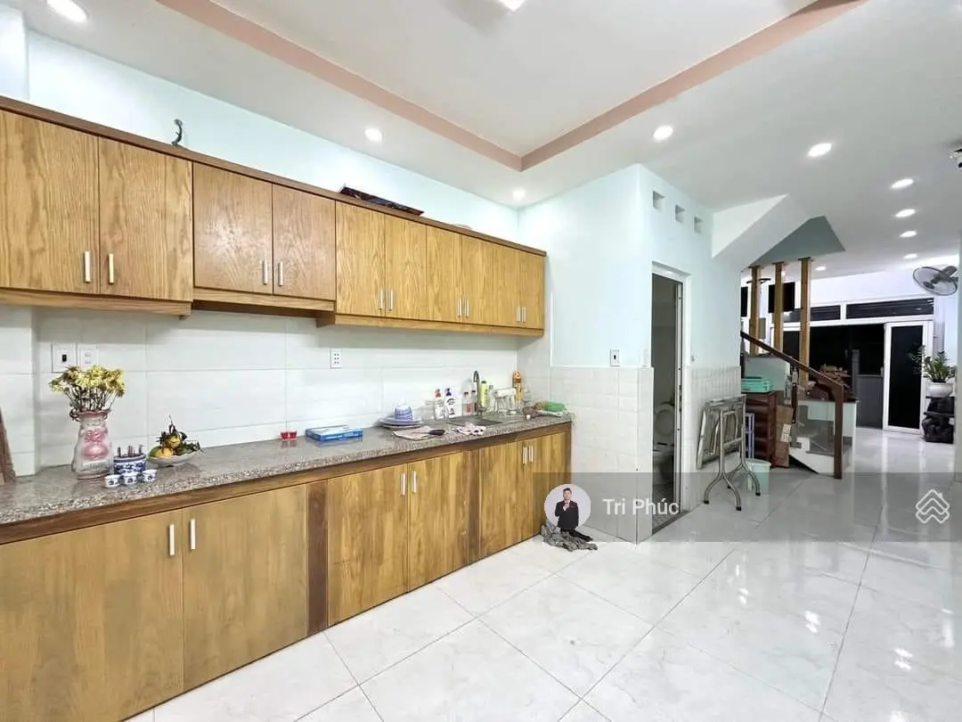 Gấp bán, giảm sâu, nhỉnh 6, xtỷ, nhà đẹp 5 tầng, 5PN Hẻm 4m Khu Phan Xích Long Phú Nhuận