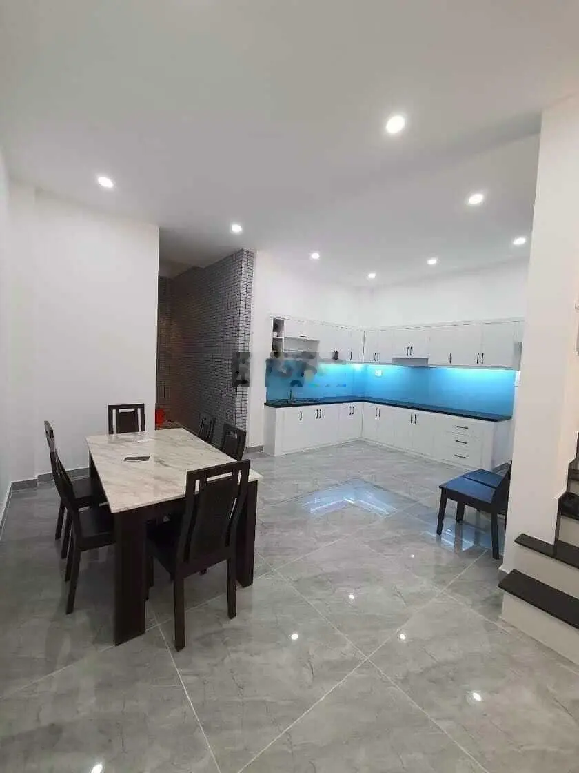 Bán nhà ngang khủng 6.5m, sát MT Lê Quang Định P. 11, Bình Thạnh, CN 80m2, 3 tấm, có gara xe hơi