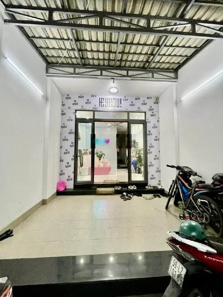 Chủ nhiệt bánnhà mặt tiển kinh doanh rộng lớn - đường 8m - xe hơi ngủ trong nhà! đường số 2 - ph