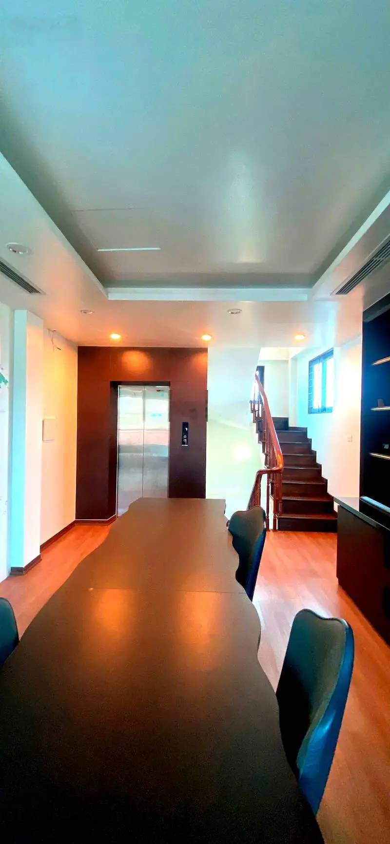 Bán gấp nhà 60m2 tại Đường Ngô Quyền, 14 tỷ, 6PN, 7T, pháp lý đầy đủ
