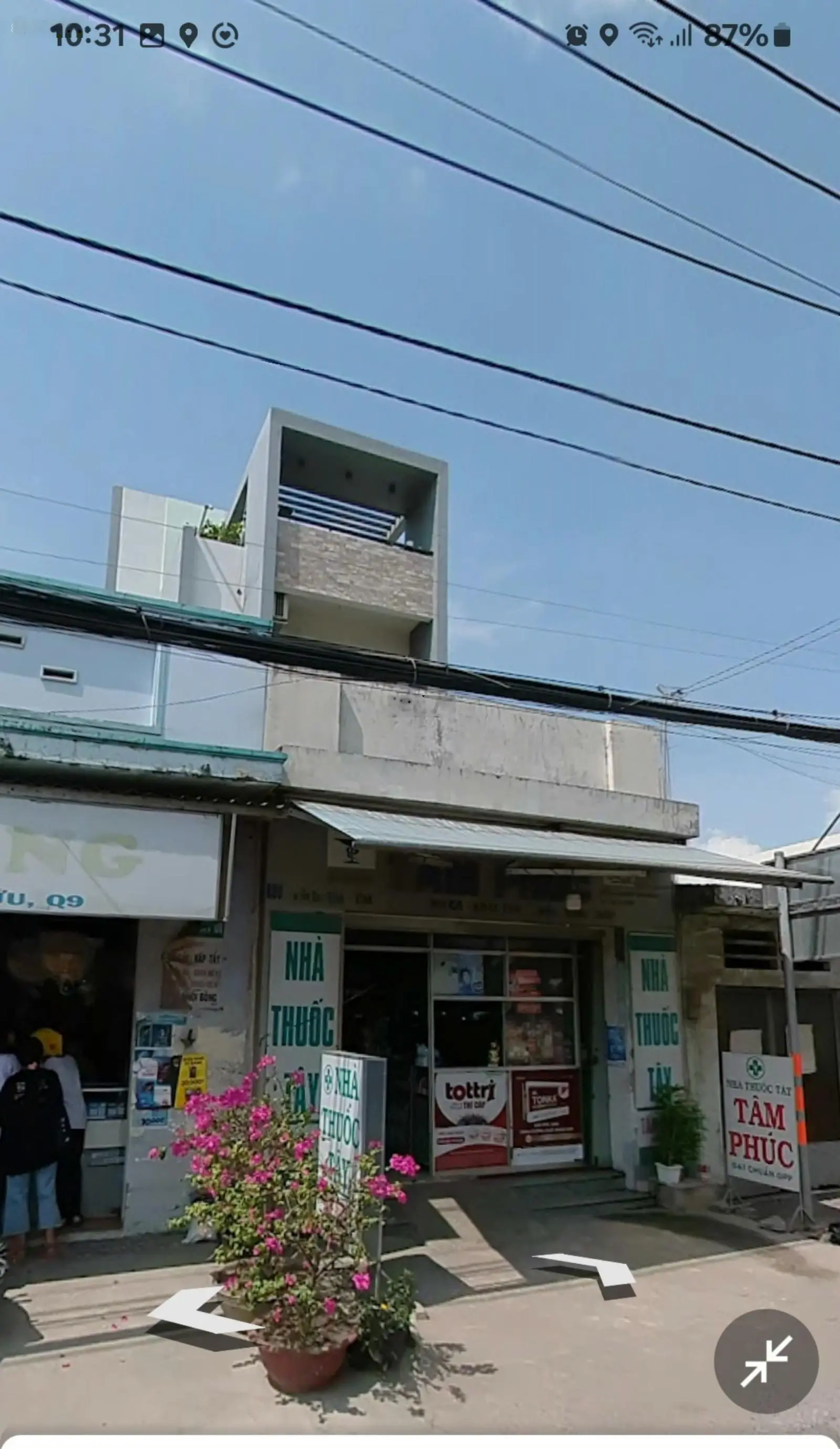 Nhà MT Nguyễn Duy Trinh khu mua bán sầm uất đông dân cư, đang cho thuê, DT 10.4x20m. Sổ hồng