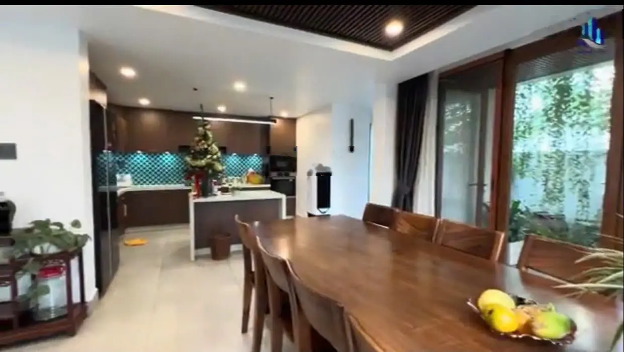 Đừng bỏ lỡ 1 căn biệt thự góc 2 mt nhà xây tâm huyết chủ cần bán gấp để giải quyêt cv giá cực rẻ