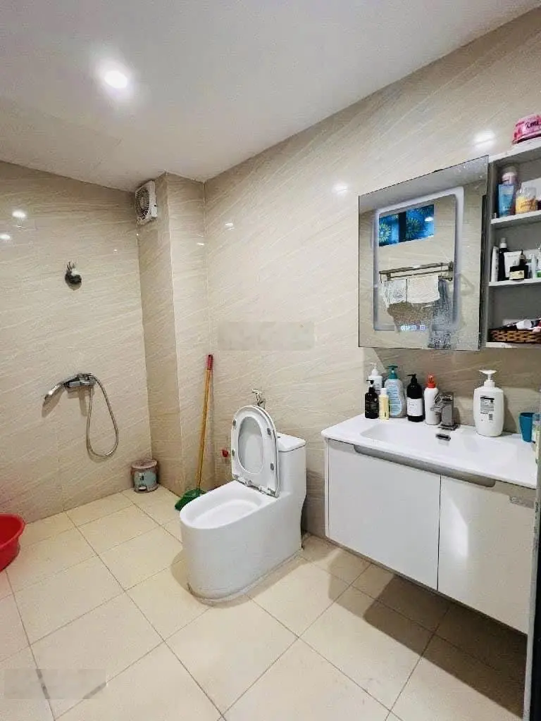 Bán nhà đường Tây Sơn Ô Tô Vào Nhà 10M Ra Phố 8,3M Mặt tiền khủng 39m2 6 Tầng Nhà đẹp