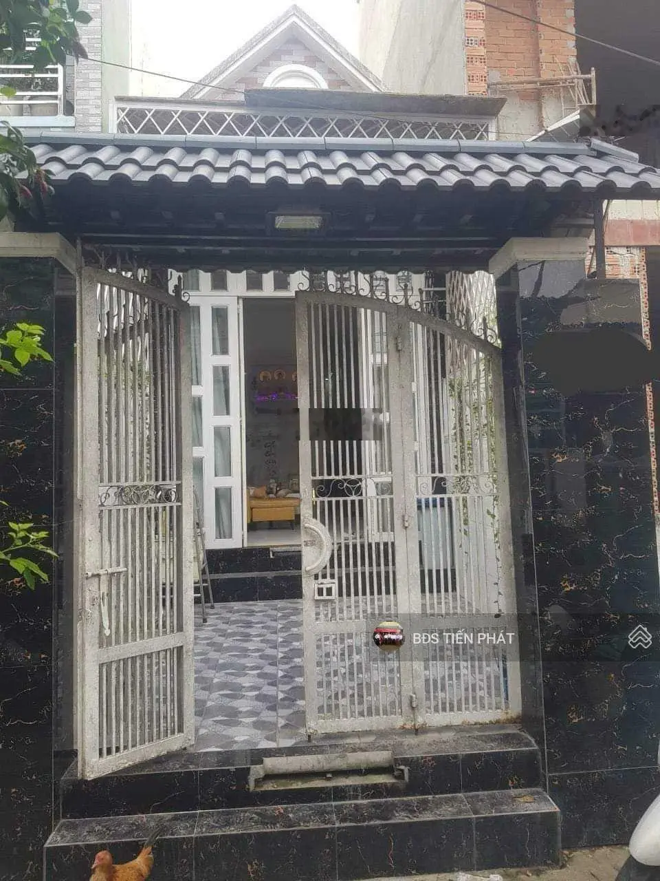 Nhà bán SHR. Đường Nguyễn Văn Cự, DT: 64m2 ( 3,1m x 22m) Có 2 phòng ngủ, giá bán 3.3 tỷ TL