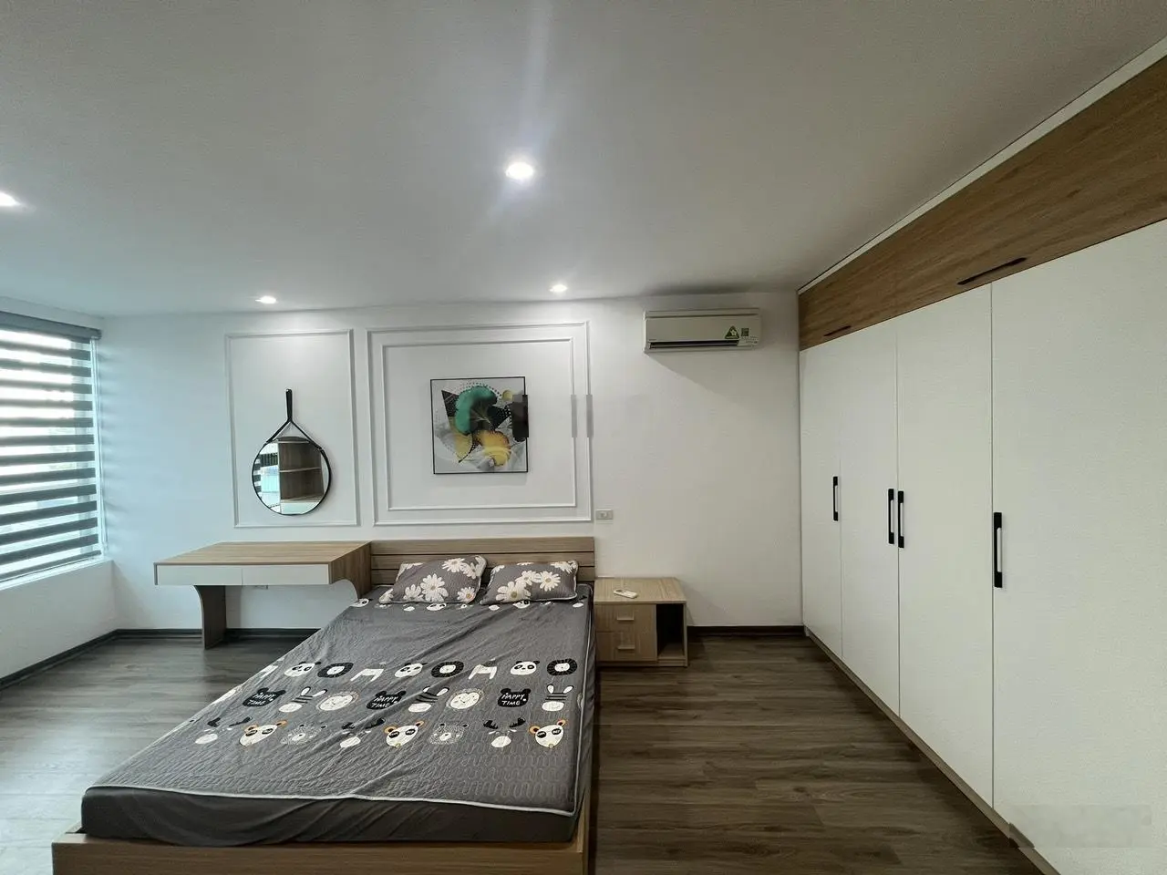 Giá thật! Pandora, 82m2, chỉ 5,3 tỷ, tầng cao view đẹp, NT cao cấp. LH: 0343,202.831