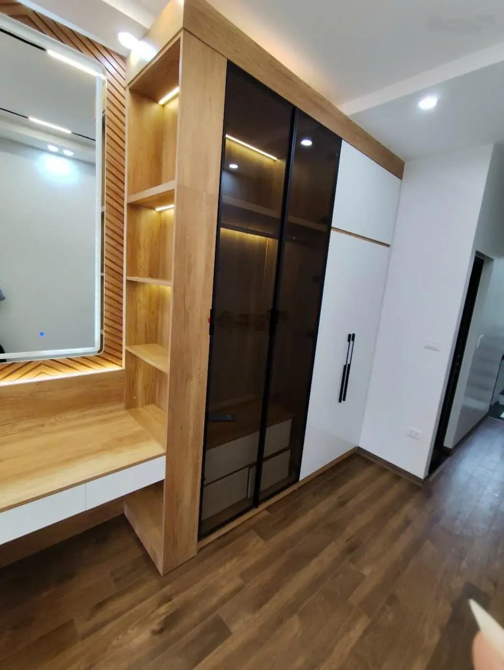 Đại La - Hai Bà Trưng - nhà xây mới tặng full nội thất. SĐCC sẵn sàng giao dịch