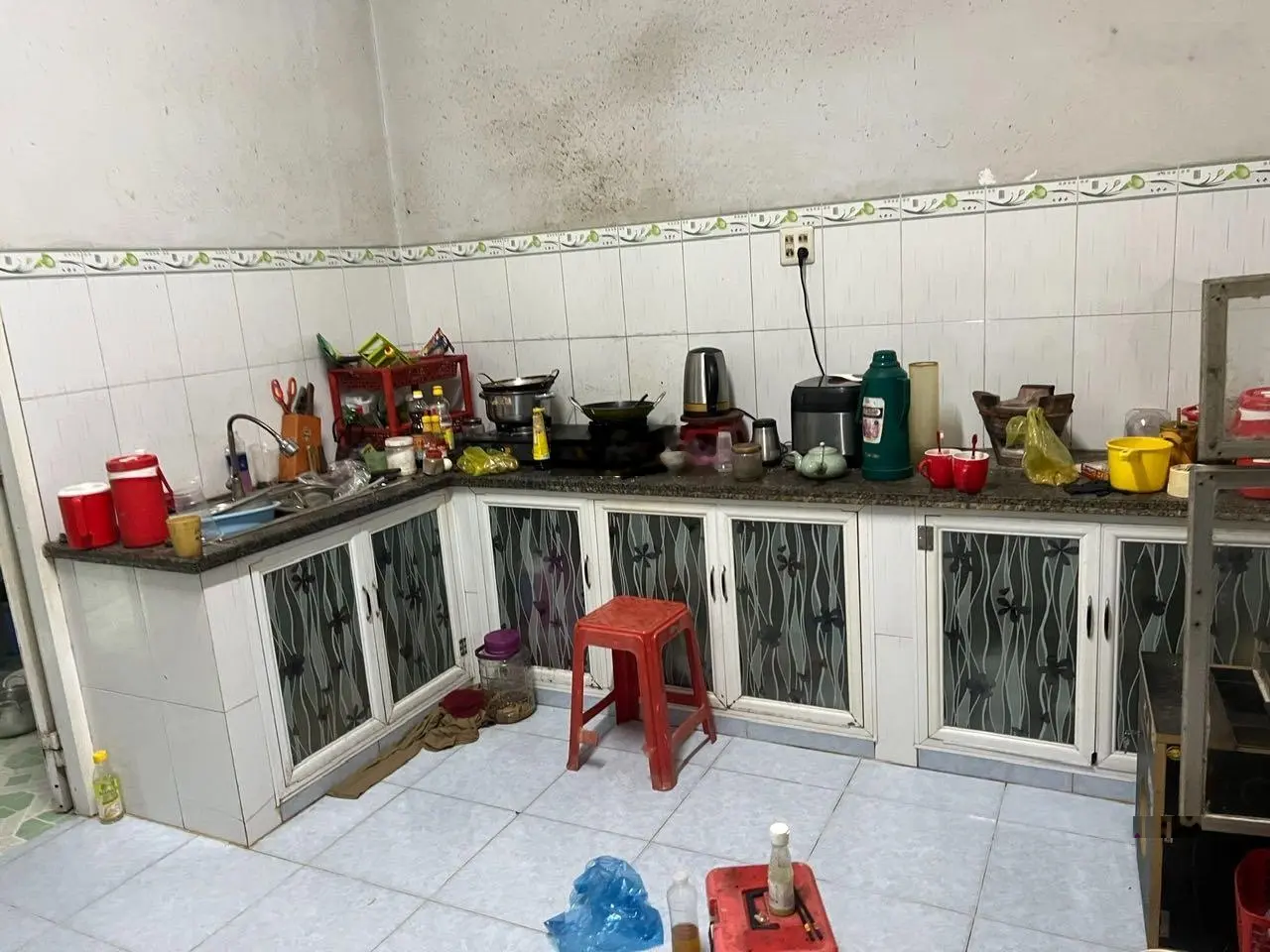 Ngộp - cần bán nhà đường nhựa kinh doanh khu dân cư Hùng Vương - đường Lê Đại Hành - Phan Thiết