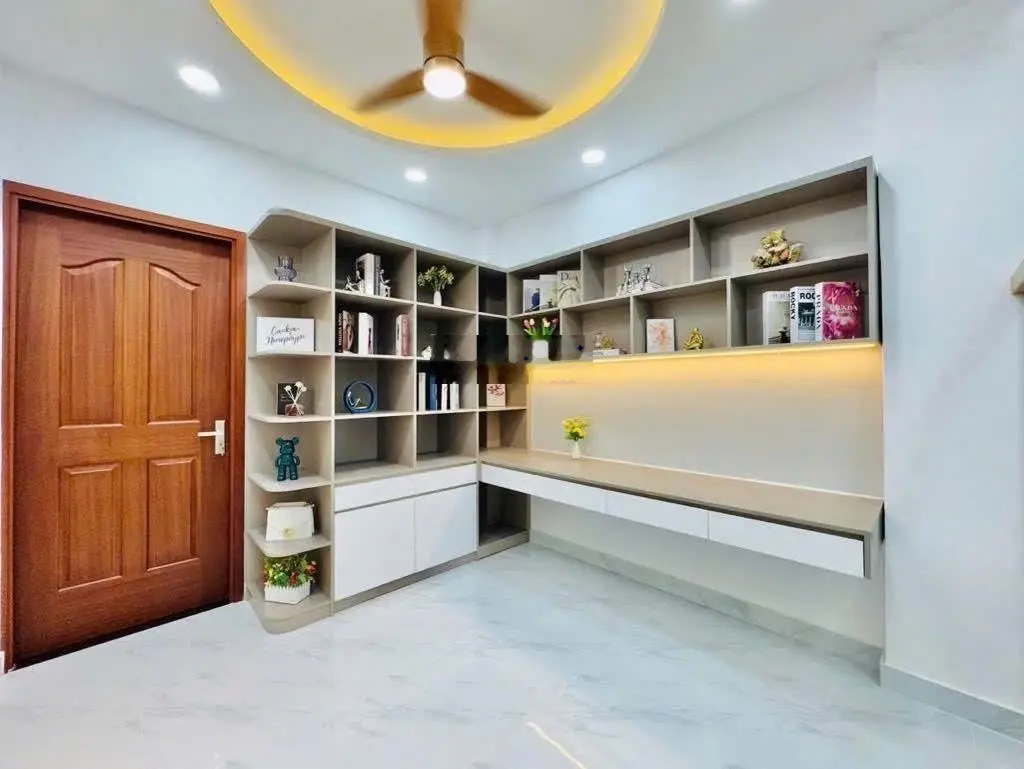 Mua nhà đẹp đường Đào Tấn, Quận 5, DT 80m2, sổ hồng riêng