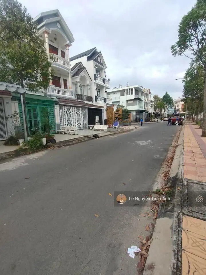 Kẹt tiền bán đất MTĐ Lưu Hữu Phước, Phường 1, gần trường cao đẳng nghề Trà Vinh. DT 120m2/450tr,SHR