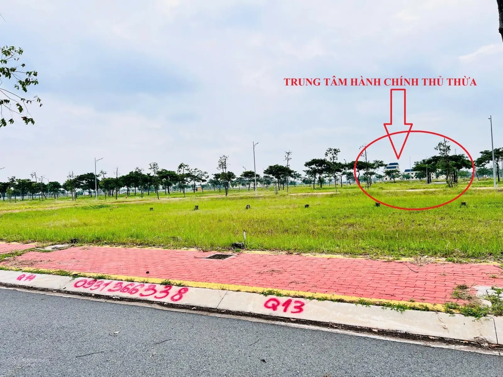 Duy nhất 1lô 100m2 cách Trung Tâm Hành Chính Thủ Thừa 200m, đã có sổ , công chứng trong ngày