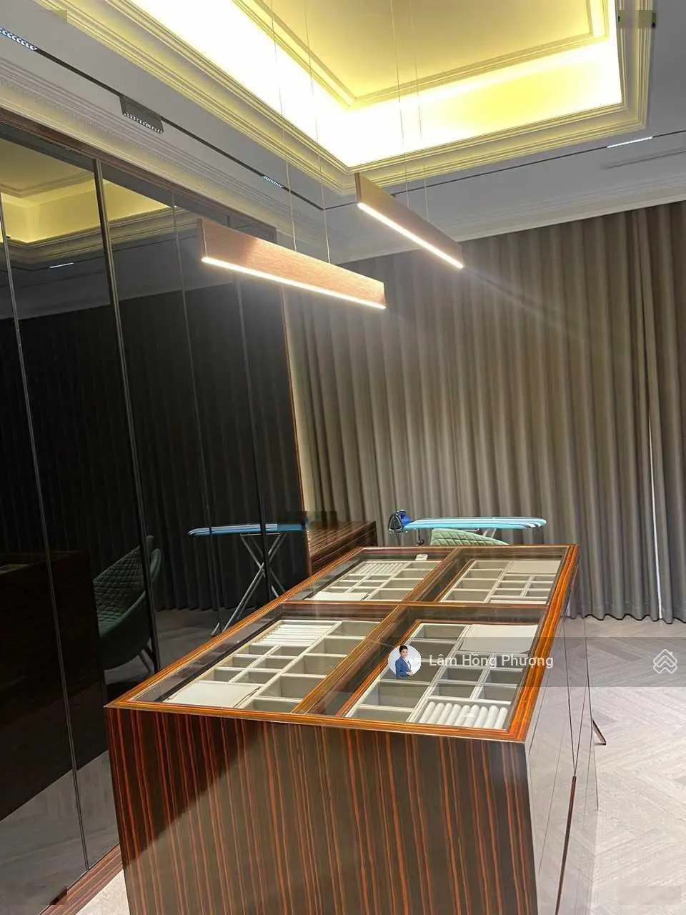 Bán Penhouse Full nội thất 250m2 sky89 quận 7 giá 22 tỷ 0939 220 *** Em Phượng