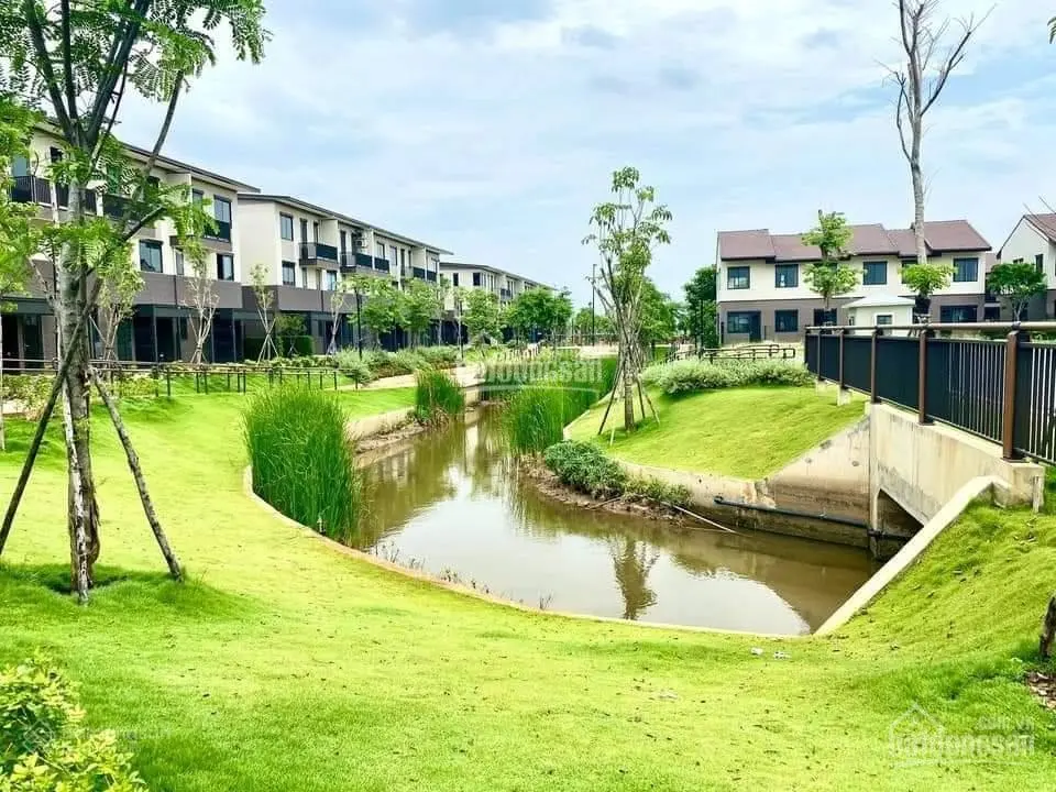 Chủ đầu tư Nam Long bán nhà phố vườn, khu đô thị ven sông Waterpoint giá từ 3.4 tỷ 0909 425 ***