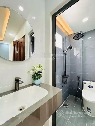 Ngộp! Giảm 250tr căn nhà Nguyễn Thiện Thuật,F3, Quận 3 giá chỉ 4tỷ960/56,7m2. Ngang 4,2m. Sổ đủ