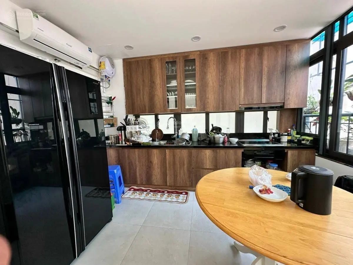 Nhanh! Nguyễn Thị Định, sát phố 3 ô tô tránh, thang máy, nhà mới, kinh doanh, 2 mặt thoáng, 50m2*6T