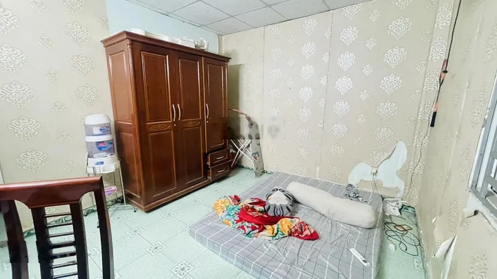 Xe hơi 7chỗ đổ cửa _ dt: 72m2_ ngang 4,56 nở hậu _ bình chiểu thủ đức
