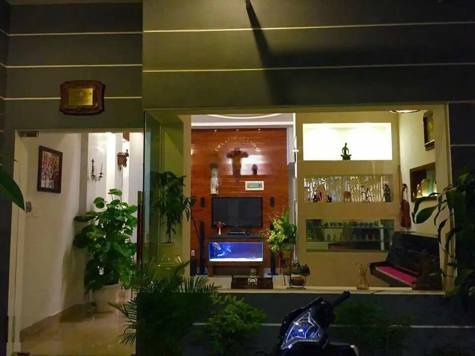 Nhà như villa kiệt ông ích khiêm- oto tận ngõ- thông tứ hướng nhỉnh 6 tỷ.