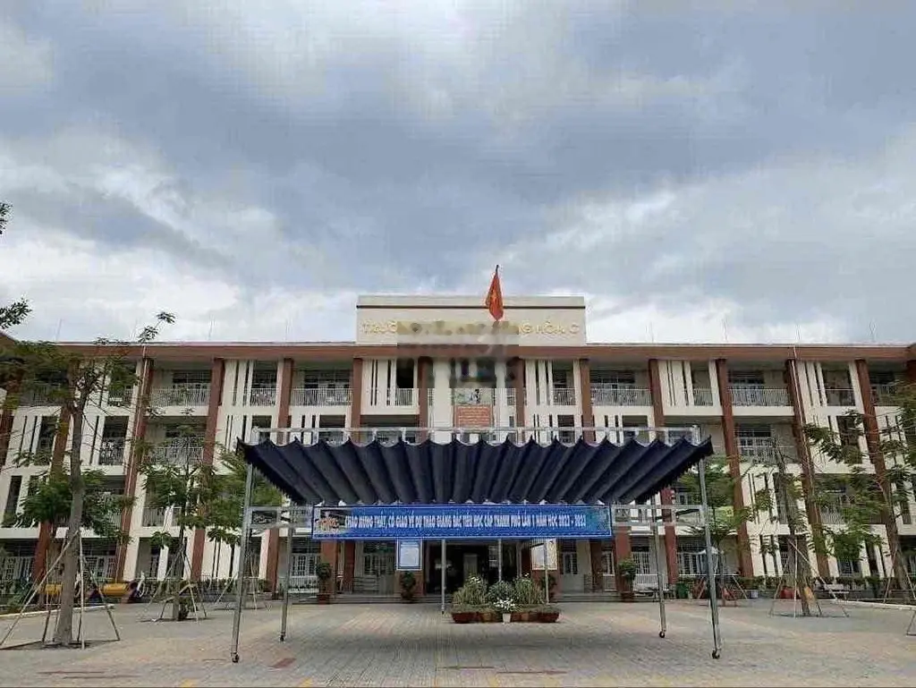 Đất mặt tiền đối diện cụm trường học Đông Hoà , Tp Dĩ An , Bình Dương