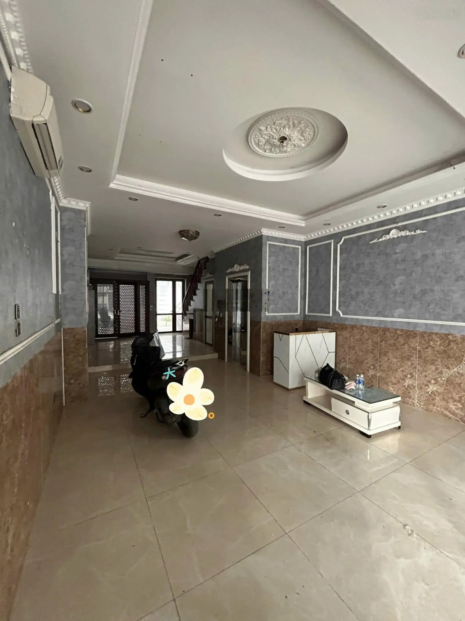 Khu vực hiếm nhà bán-trục chính kd kđt lacata văn phú 75m 5t, thang máy. nhỉnh 25 tỷ