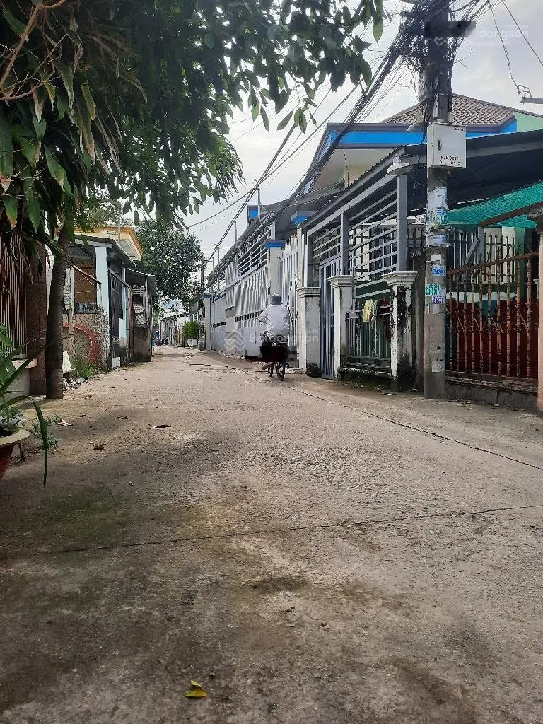 Bán NR tại Nguyễn Văn Tạo, 3,3 tỷ, 89,4m2, 2PN, 1WC giá tốt