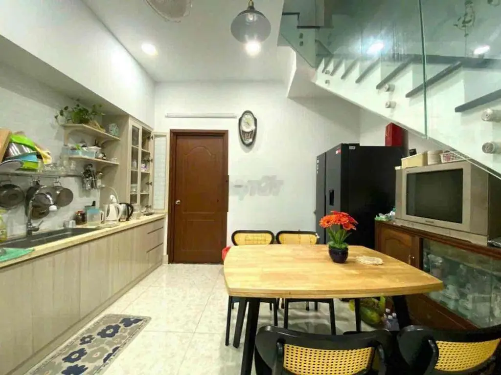 Nhà 3 tầng hoàn công hẻm xe tải 1/ gần chợ Hiệp Bình giá 7.6 tỷ