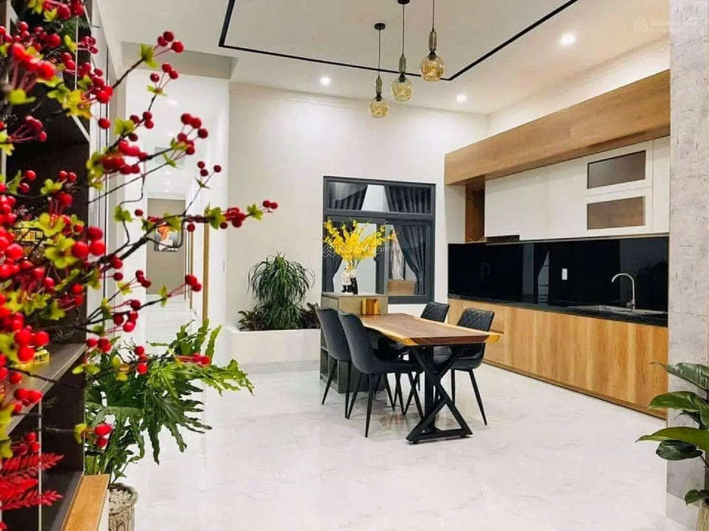 Bán nhà cấp 4 ngay KCN Tân Phú Trung, liền kề Vinhomes, 100m2, sổ hồng riêng