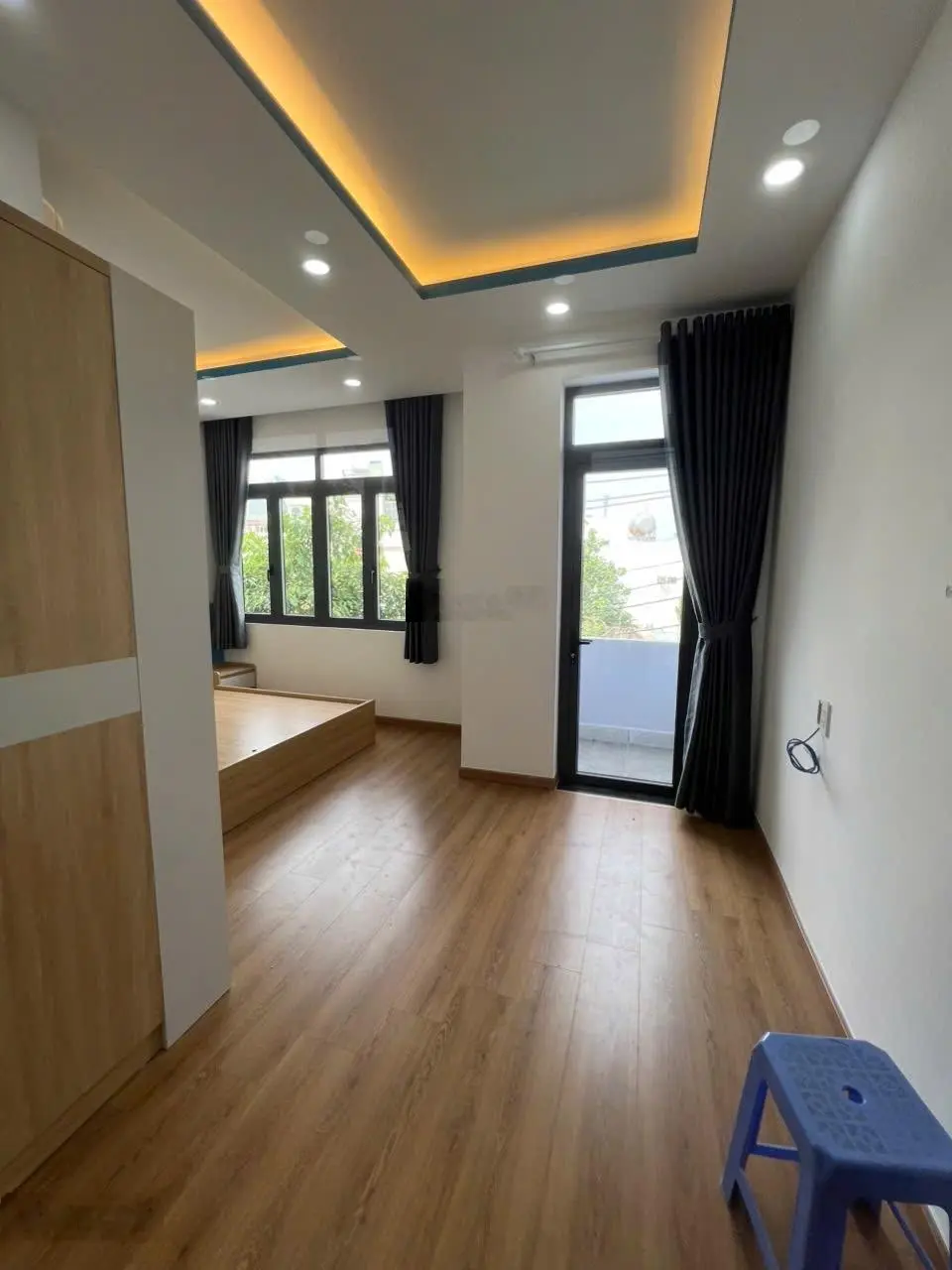 Nhà bán 1 trệt 3 lầu 5 phòng ngũ 1 thờ 6 WC hướng Tây Bắc MT đường số giá 9 tỷ CTL , LH:0969748973