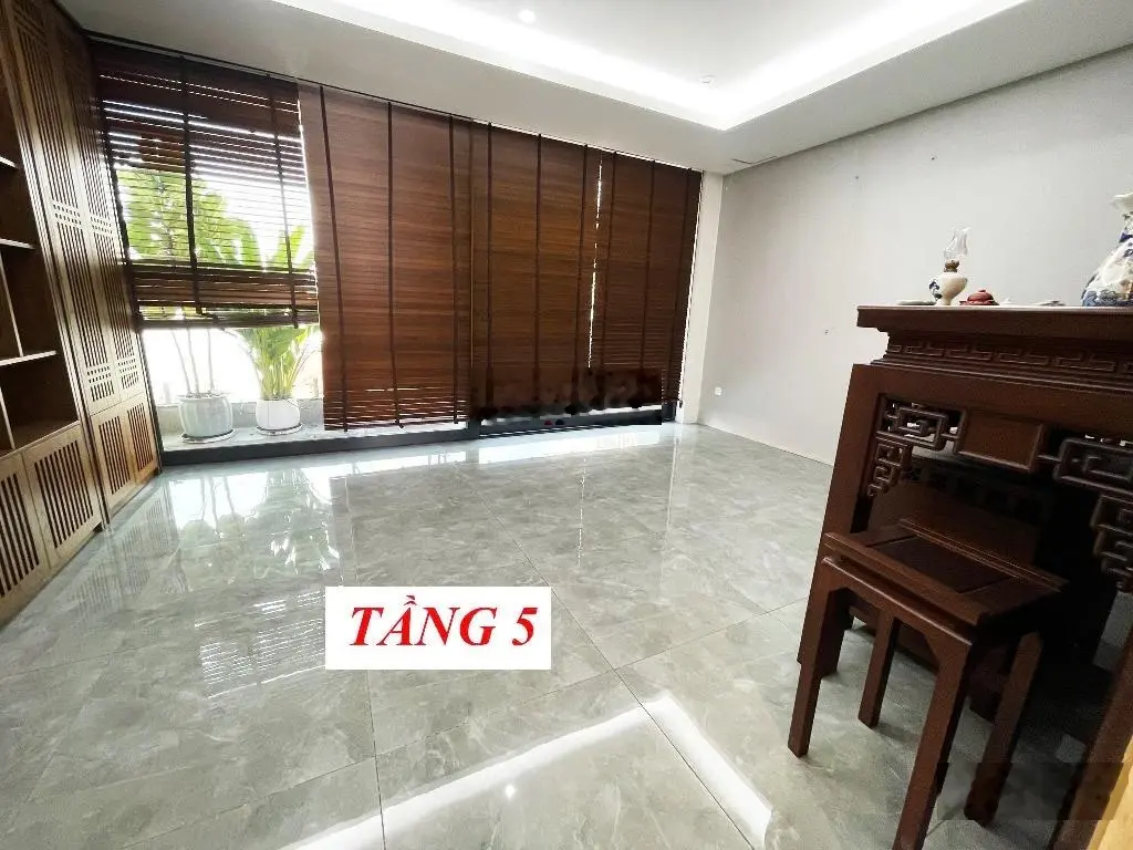 Ô tô tránh, gara rộng 2 ô tô 7 chỗ - chủ tự xây 3 năm - 80m2 - 6 tầng, thang máy - nội thất tiền tỷ