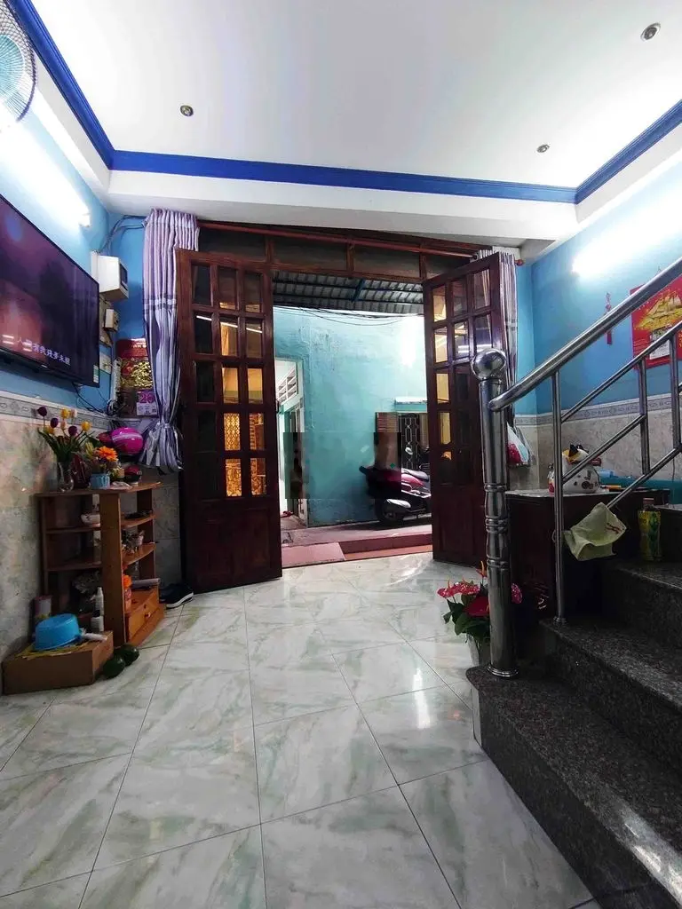 NHÀ HẺM 3 LẦU HOÀ BÌNH P5 Q11