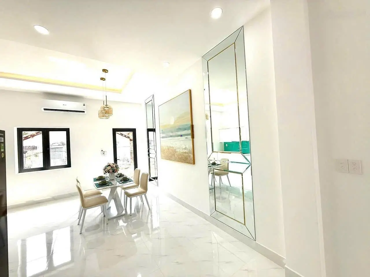 Bán shophouse Gia Khải Luxury, giá ưu đãi 2,9 tỷ, 67m2, 2PN, 2WC