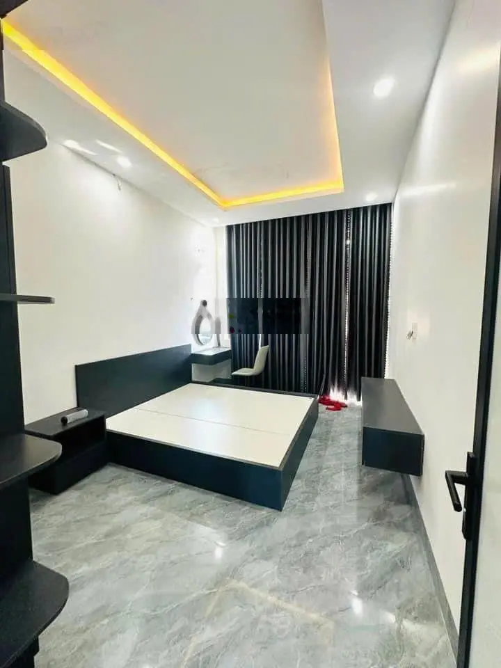 Không mua là tiếc ! Nhà hẻm ôtô Phạm Cự Lượng, P. 2, Tân Bình.Giá:2tỷ850. DT:58,5m2. SHR.