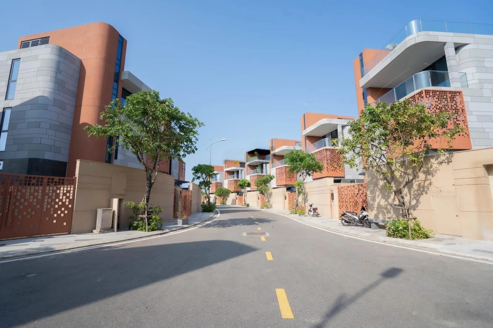 Bán nhà biệt thự tại Regal Victoria, nở hậu giá chỉ 19 tỷ vnd, diện tích 467.7m2