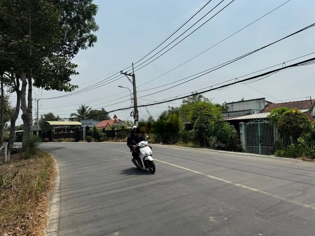 ĐẤT NGỘP CẦN RA NHANH LÔ ĐẤT 206M2 MT CÂY TRÔM, THÁI MỸ, CỦ CHI.