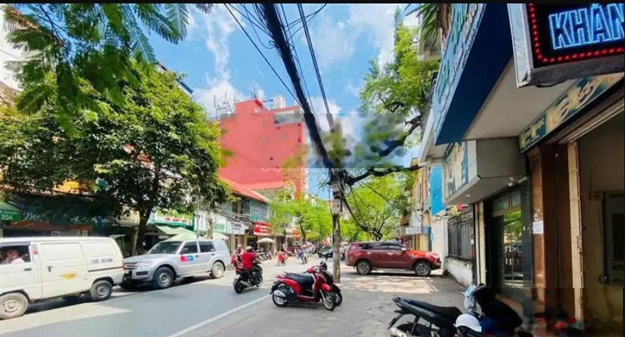 Nhà mặt đường Hai Bà Trưng (2 chiều ô tô) - 177m2 - MT 4,3m - nở hậu - 2 tầng - giá 27,x tỷ