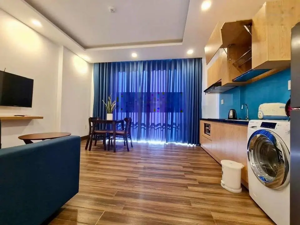 Bán Tòa Căn hộ Dòng tiền Cao Cấp, Mặt phố Trịnh Công Sơn, 210m2 x 8T, Tầng hầm thang máy, view Hồ