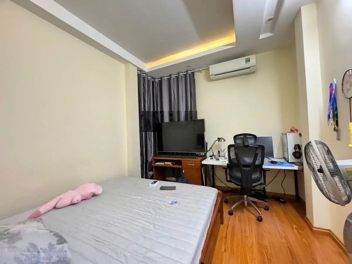 Bán gấp nhà phố pháo đài láng đống đa lô góc sát phố ô tô đỗ cửa dt 40m*5t*3,5mt :10,5 tỷ có tl