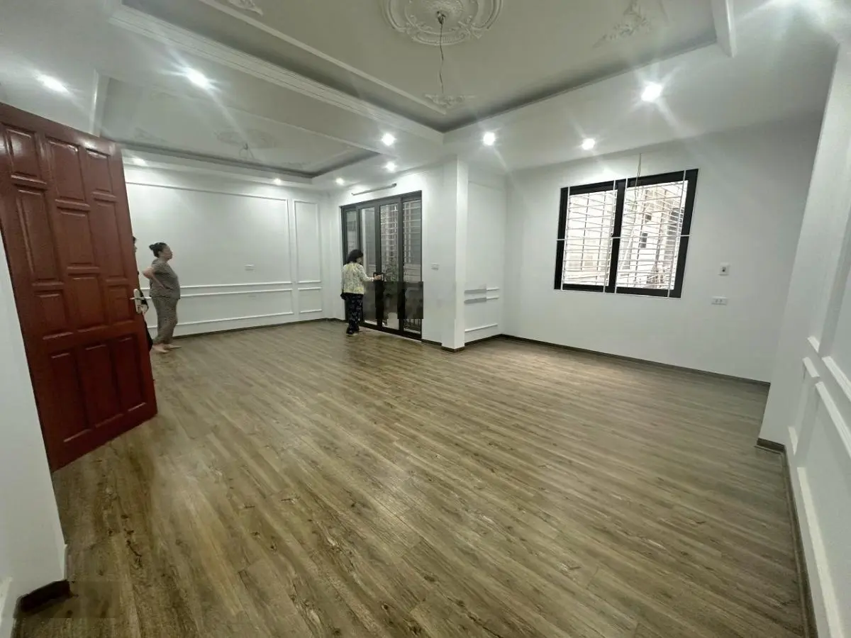 Bán nhà Tôn Đức Thắng, Đống Đa, lô góc, 10m ô tô, 55m2, 5 tầng, giá 8.5 tỷ